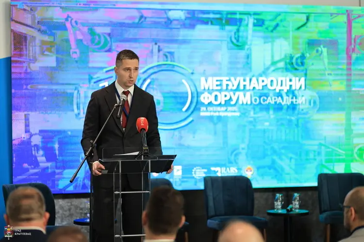 10th International Forum on Cooperation Brings Together Entrepreneurs from the Region 10th International Forum on Cooperation Brings Together Entrepreneurs from the Region