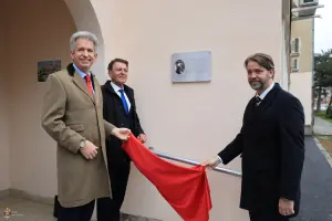 Humanity Without Borders: Clinic No. 1 Named After Dr. Elizabeth Ross