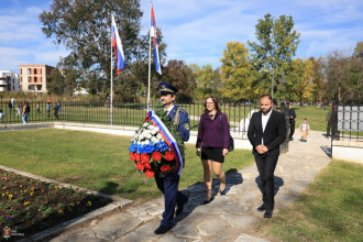 Tribute paid to the Shot Soldiers at the Slovak Cemetery