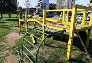 Počela izgradnja dečijeg igrališta u parku pored Doma sindikata