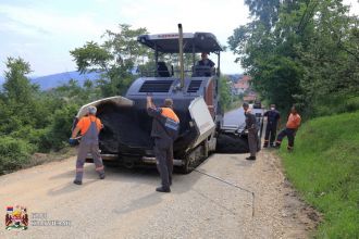 Асфалтирање Улице Миливоја Банковића Сићка у Баљковцу