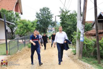 Gradonačelnik Dašić obišao meštane u najugroženijim ulicama