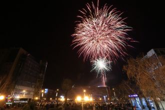 Крагујевчани уз групу Кербер и ватромет дочекали Нову годину