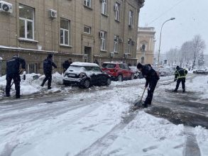 Ватрогасци очистили снег