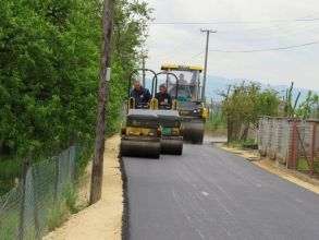 Asfaltirana ulica Svetog Save u Desimirovcu