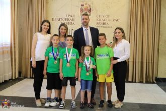 „Malci Genijalci“ iz Kragujevca osvojili medalje u mentalnoj aritmetici