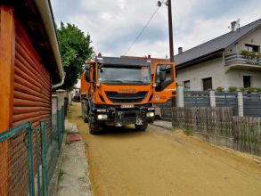 Nastavak radova na asfaltiranju u MZ Uglješnica